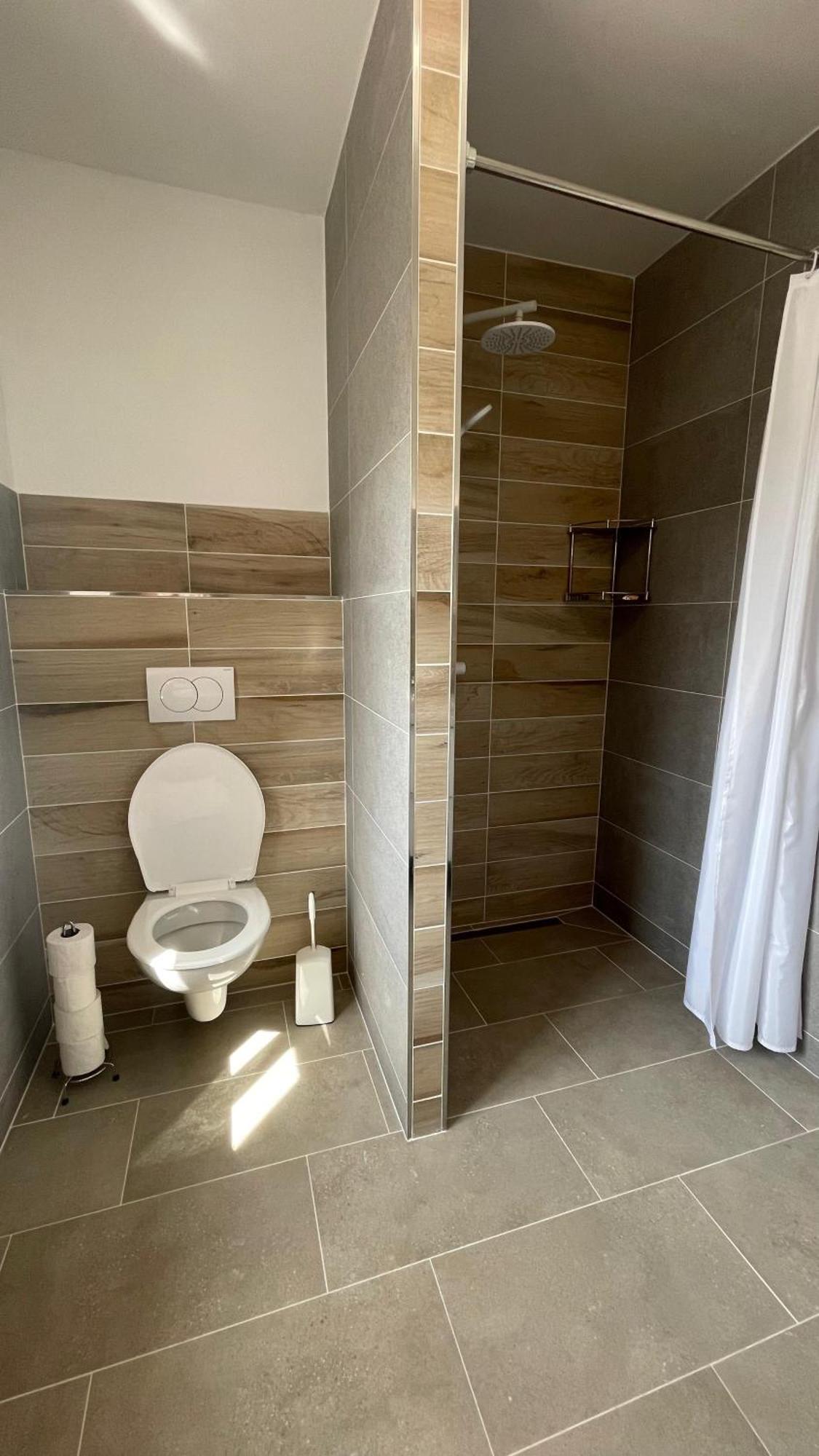 Apartmany Hvezdecka Broumov Zewnętrze zdjęcie